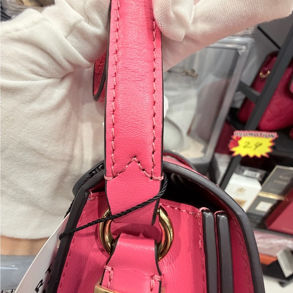 AUTHENTIC LOUISVUITON PONT 9 retail $4200 sale $1250 - Picture 7 of 16